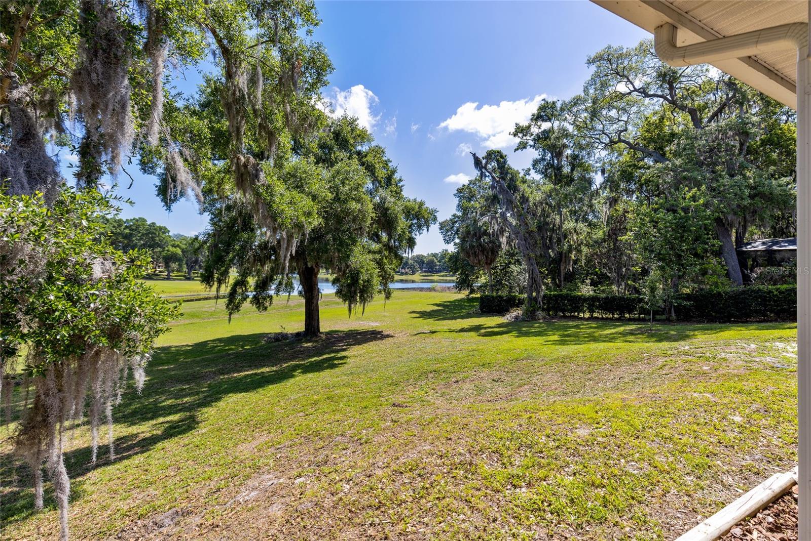 LEXINGTON CLUB - Residential