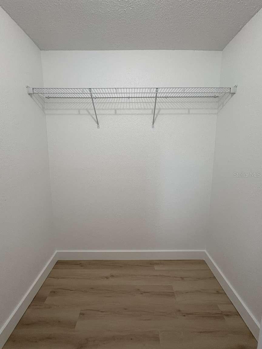 VILLAS OF PINELLAS FARMS CONDO - Residential