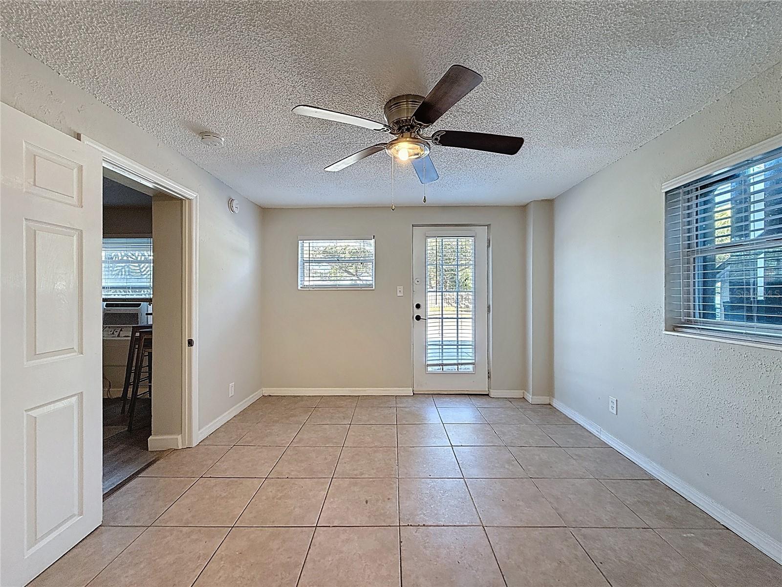 JUNGLE TERRACE SEC D - Residential