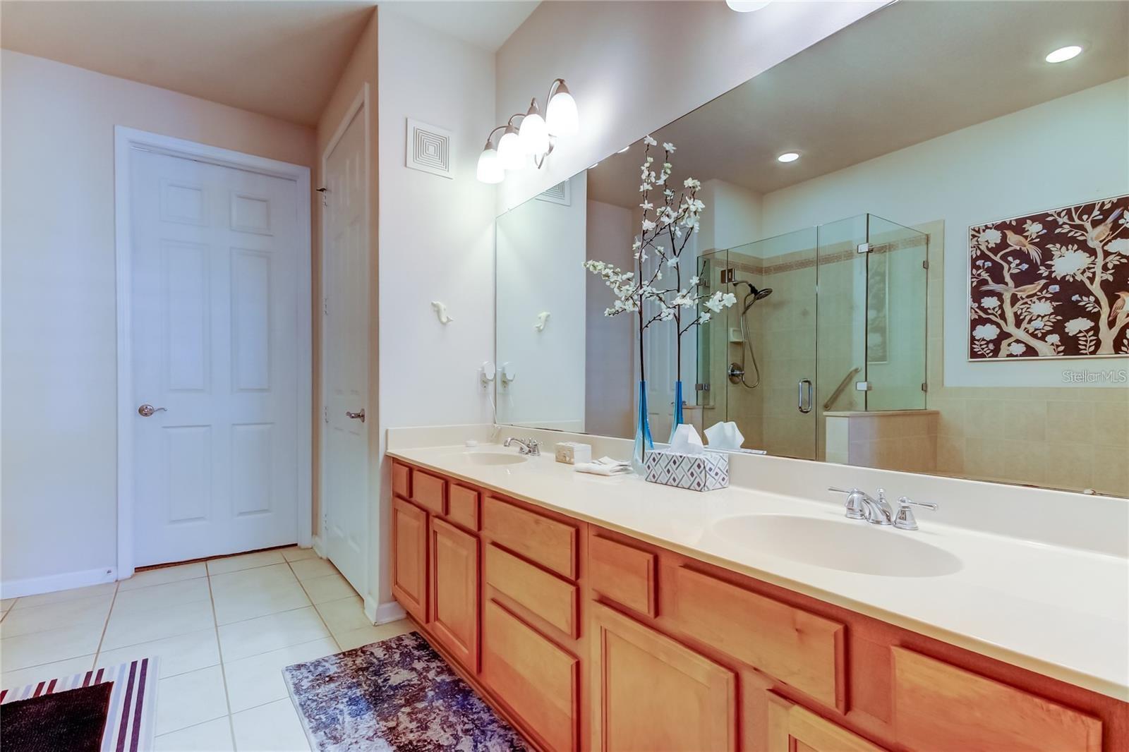 MONTEREY AT LAKE SEMINOLE CONDO - Residential