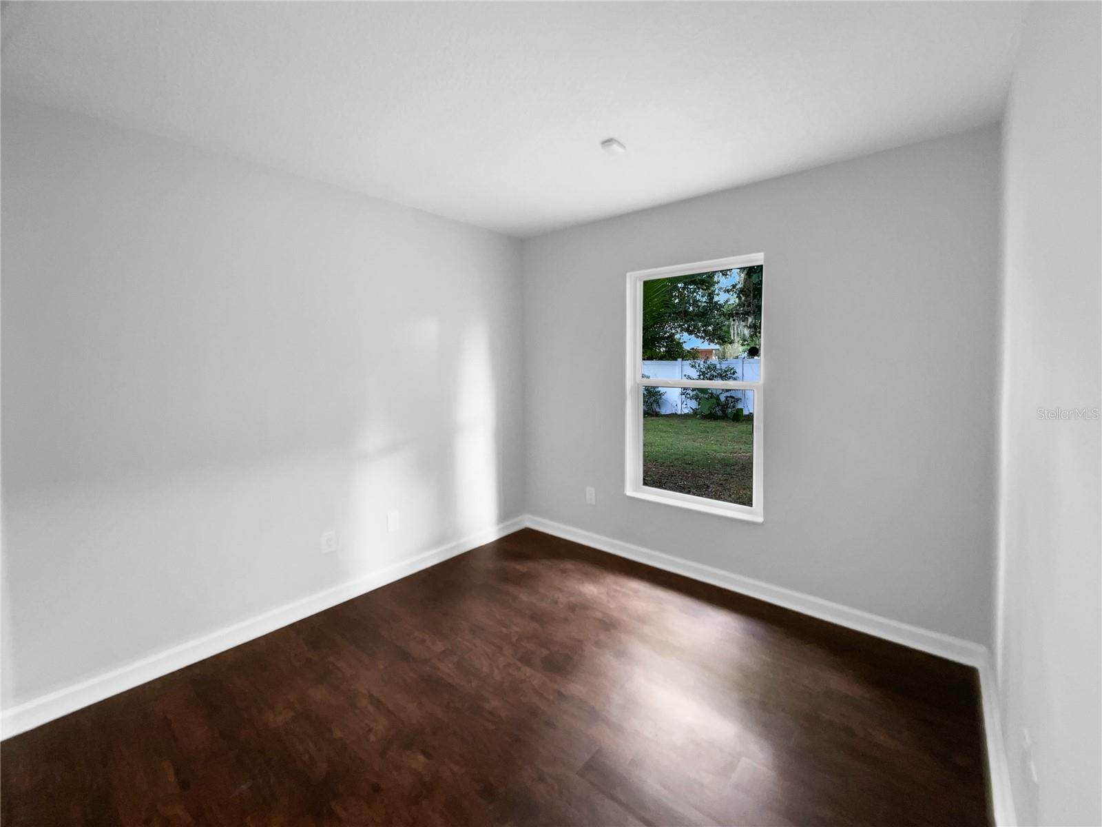 OAKTREE VILLAGE - Residential