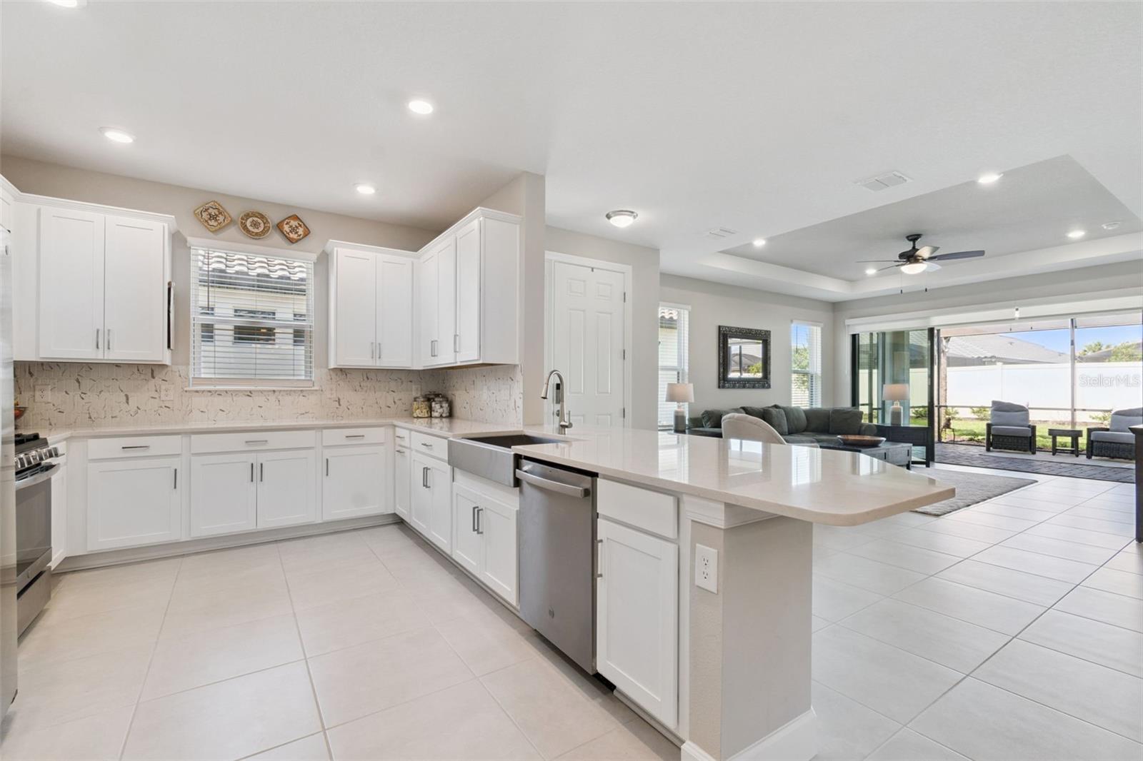 ESPLANADE/WIREGRASS RANCH PH - Residential