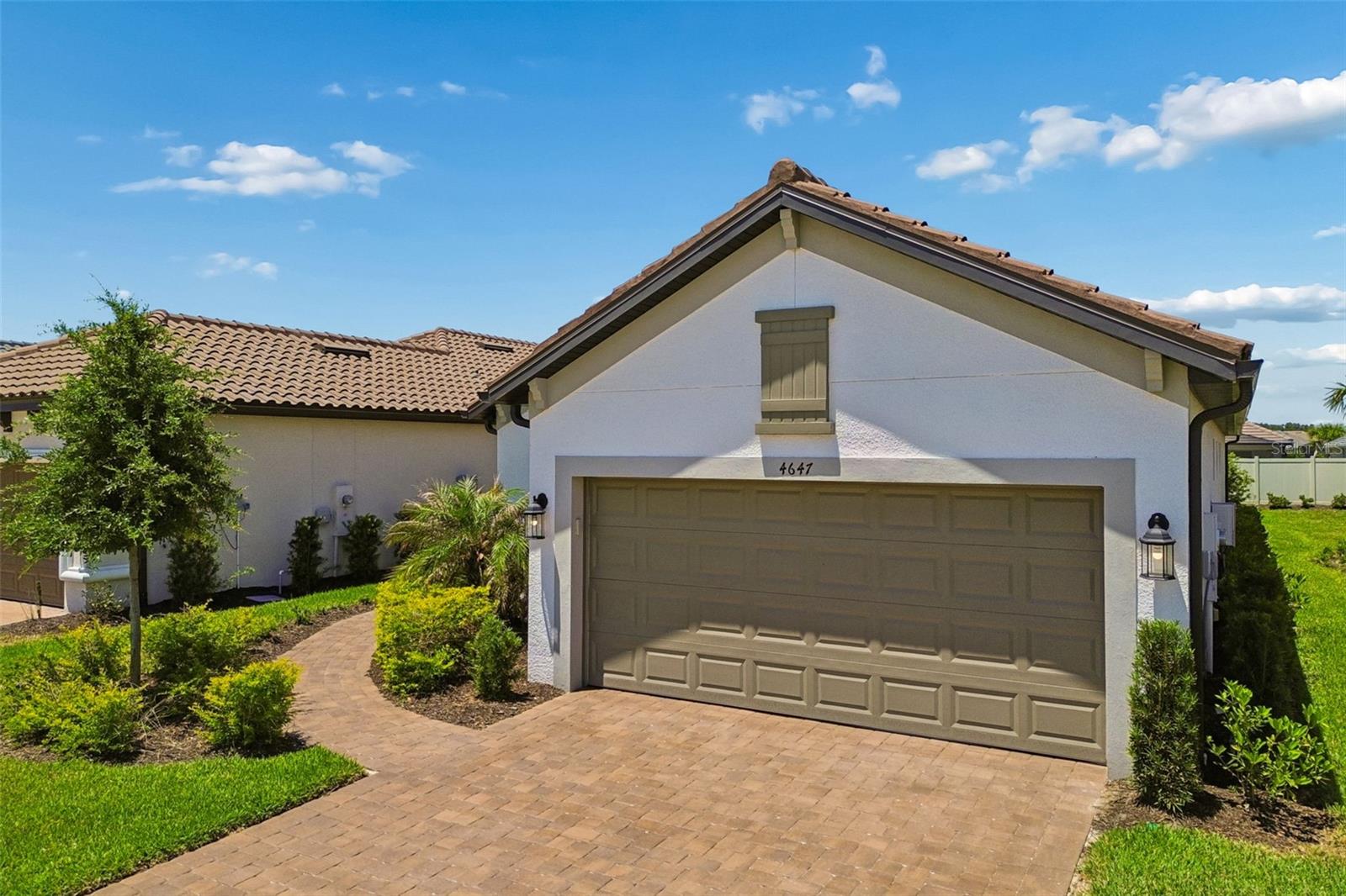 ESPLANADE/WIREGRASS RANCH PH - Residential