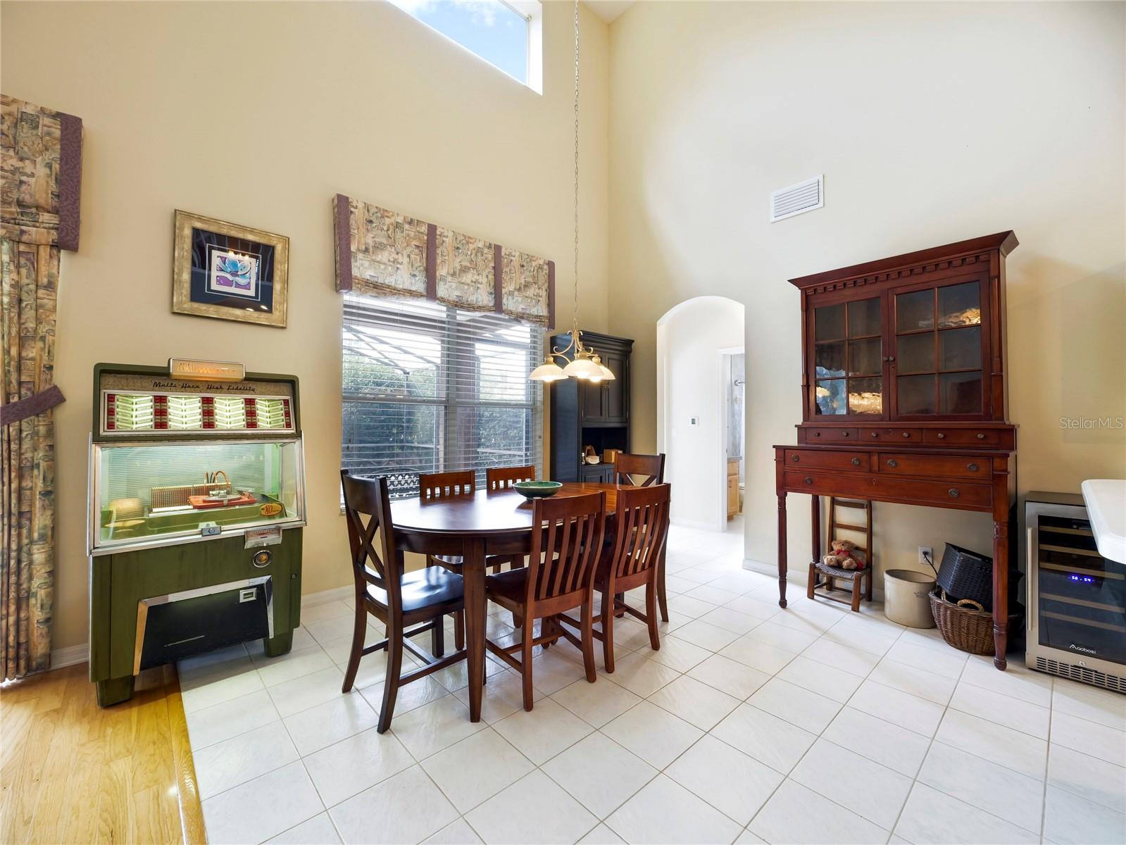 MEADOWCREST - Residential