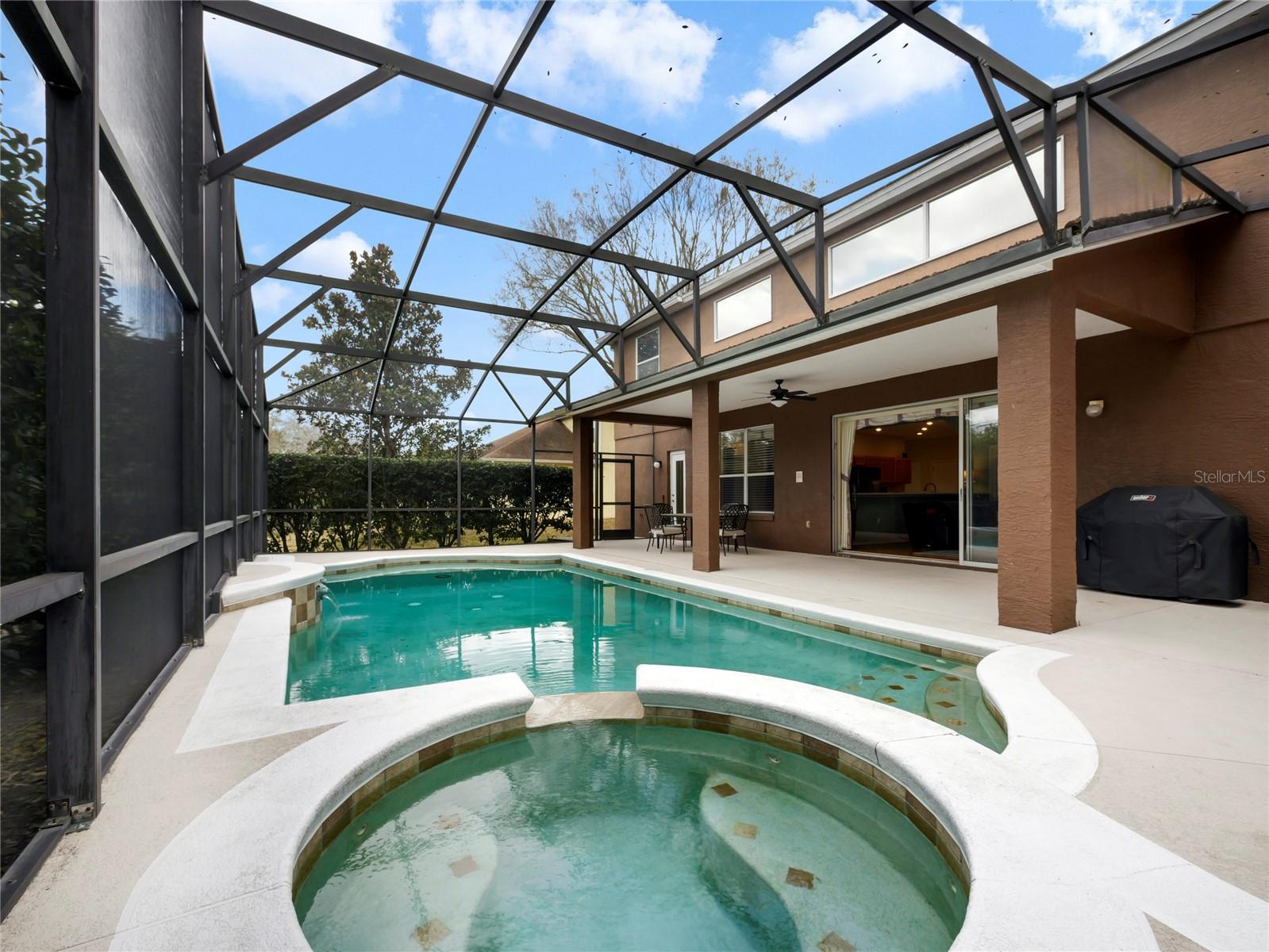 MEADOWCREST - Residential