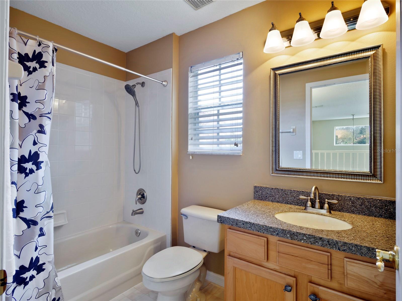 MEADOWCREST - Residential