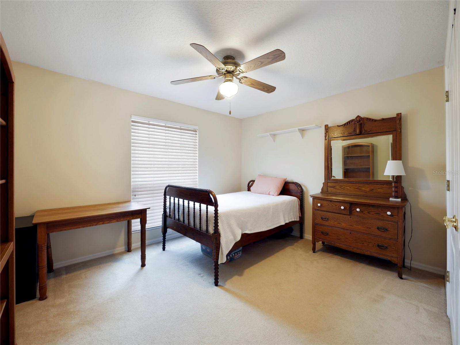 MEADOWCREST - Residential