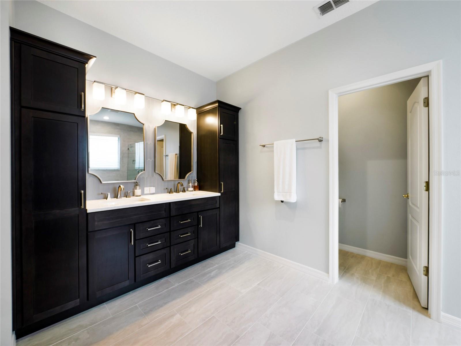 MEADOWCREST - Residential