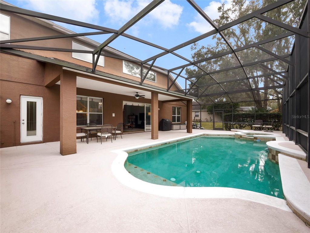 Photo of 808 Palmetto Terrace, Oviedo, FL 32765 (MLS # O6384117)