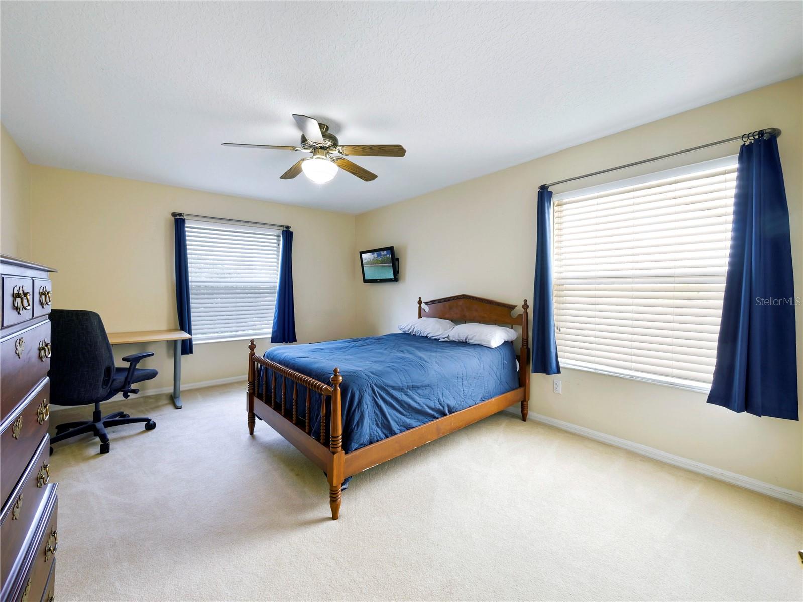 MEADOWCREST - Residential