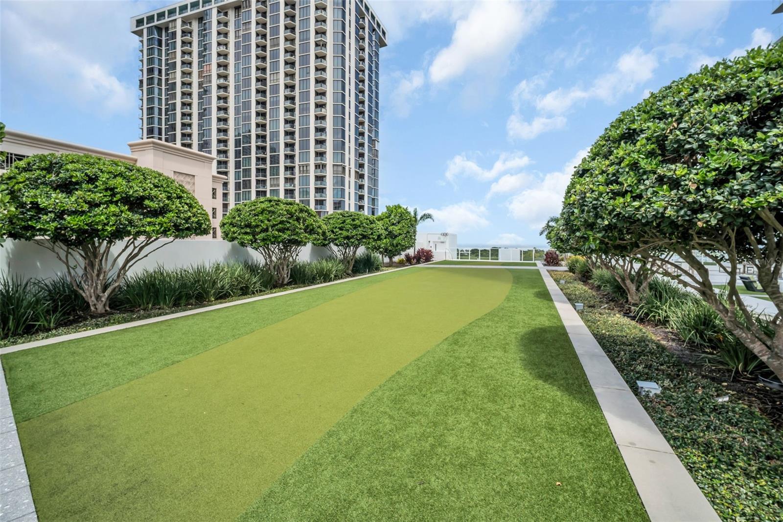 SIGNATURE PLACE CONDO - Residential