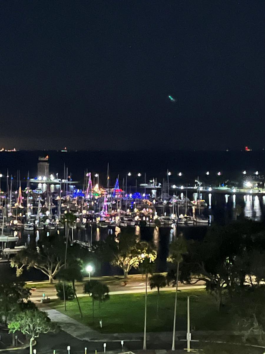 SIGNATURE PLACE CONDO - Residential