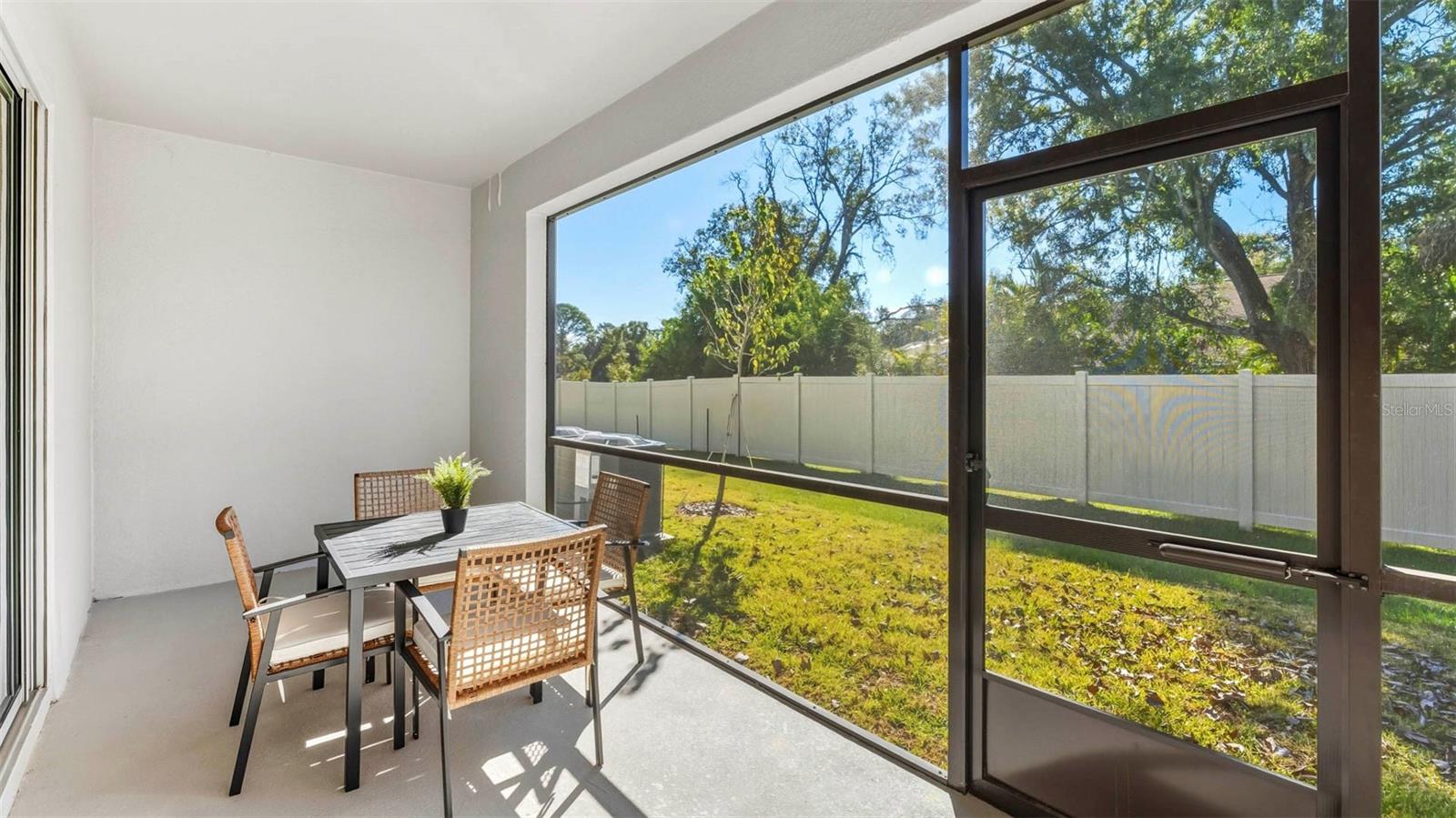 GARDENS AT BAY STREET - Residential