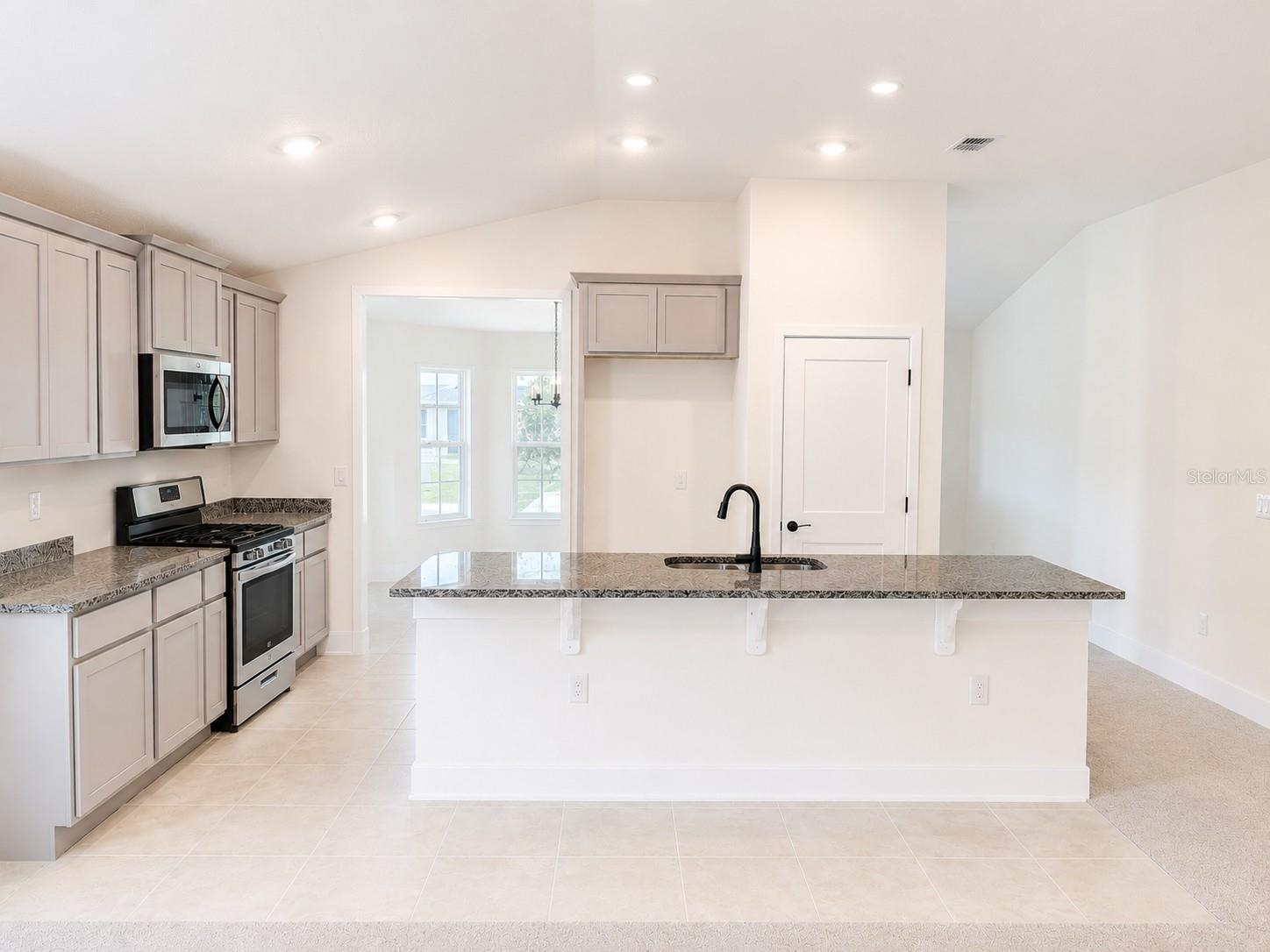 1643 ANN ROSE WAY