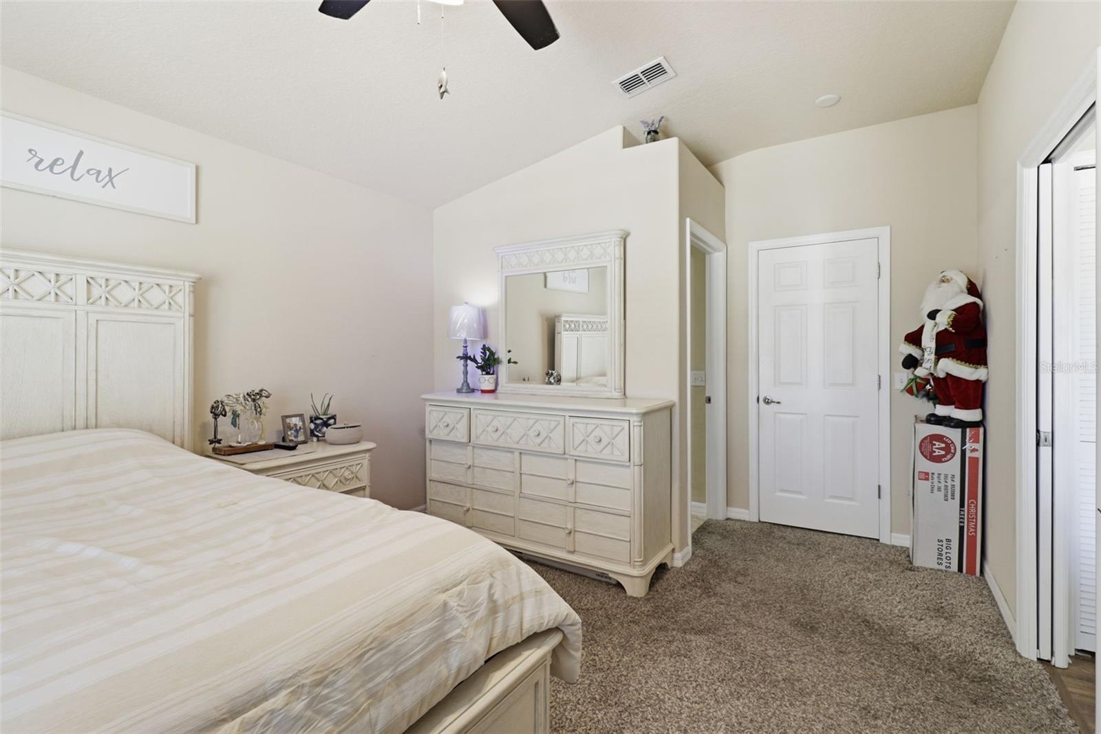 REGENCY PALMS - Residential