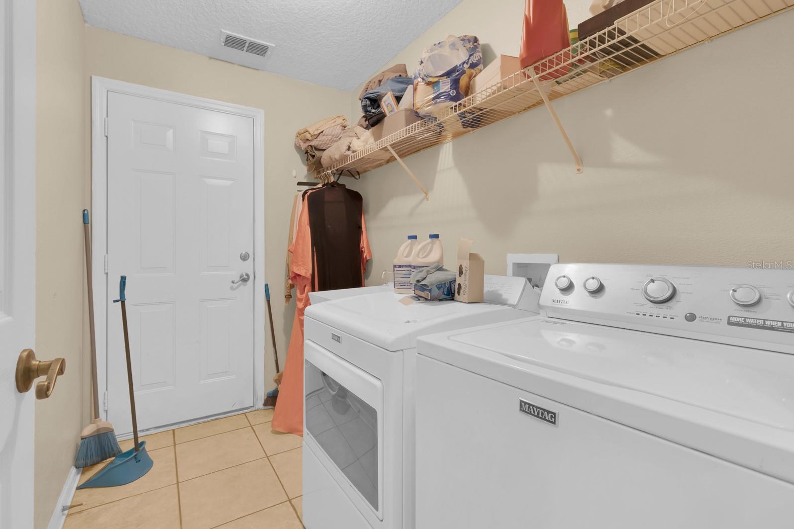 JOHNS LANDING PHASE 1 - Residential