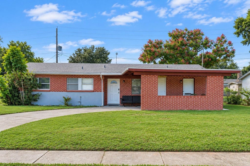 Photo of 1884 Attucks Avenue, Orlando, FL 32811 (MLS # O6453337)