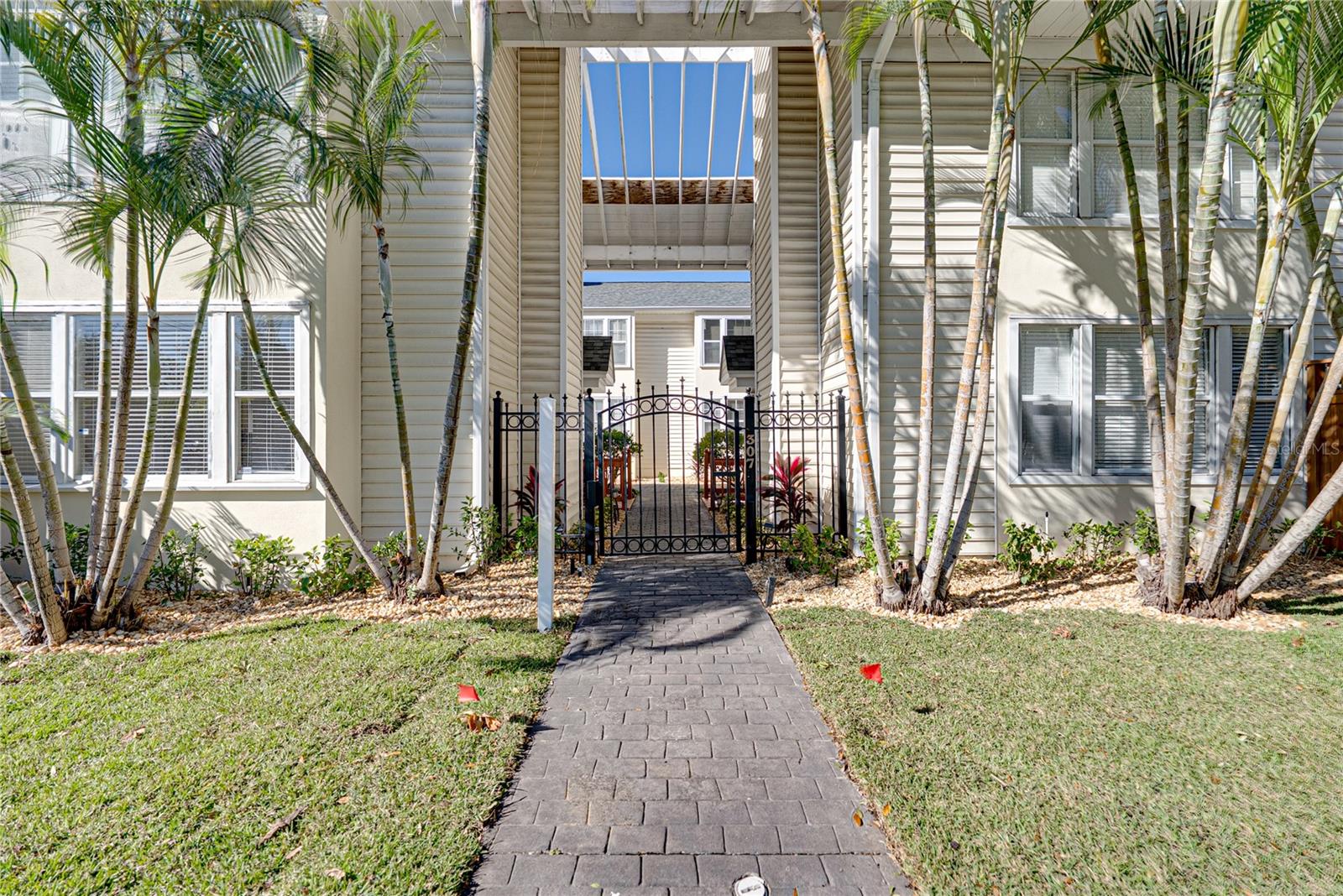 COBBLESTONE COURT A CONDOMINIUM - Residential