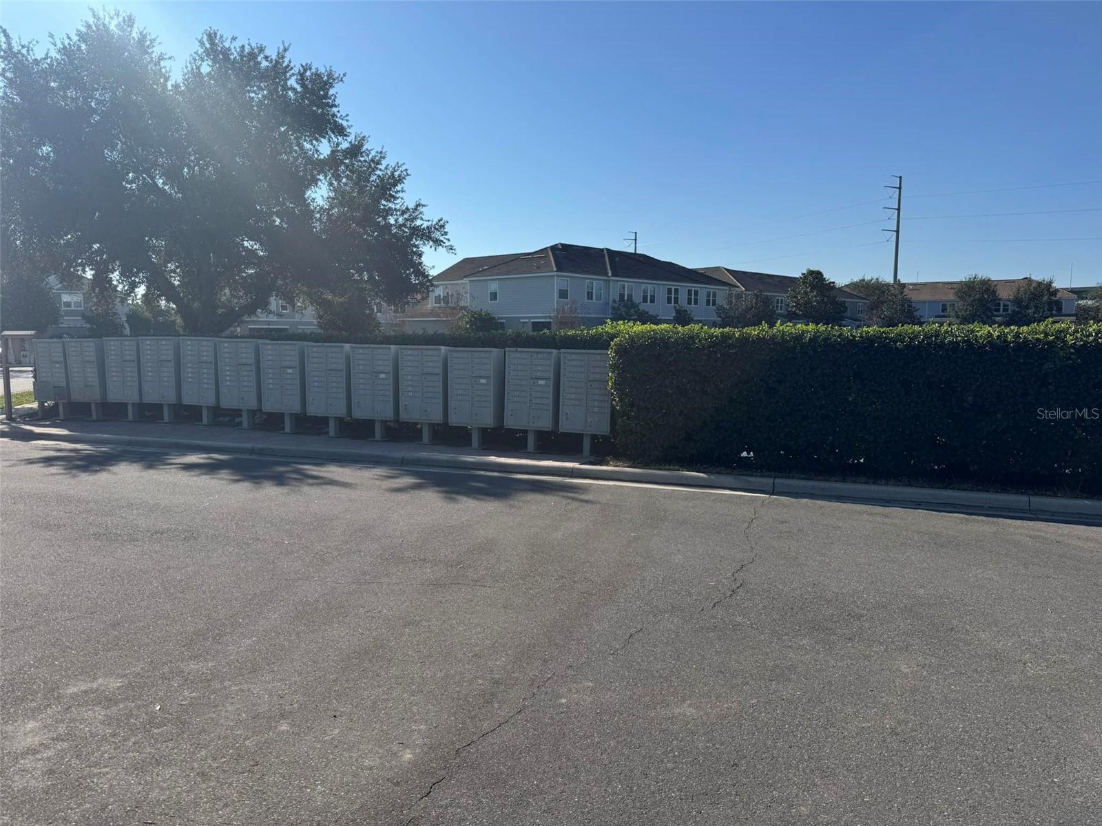 SOMERSET CHASE - Residential