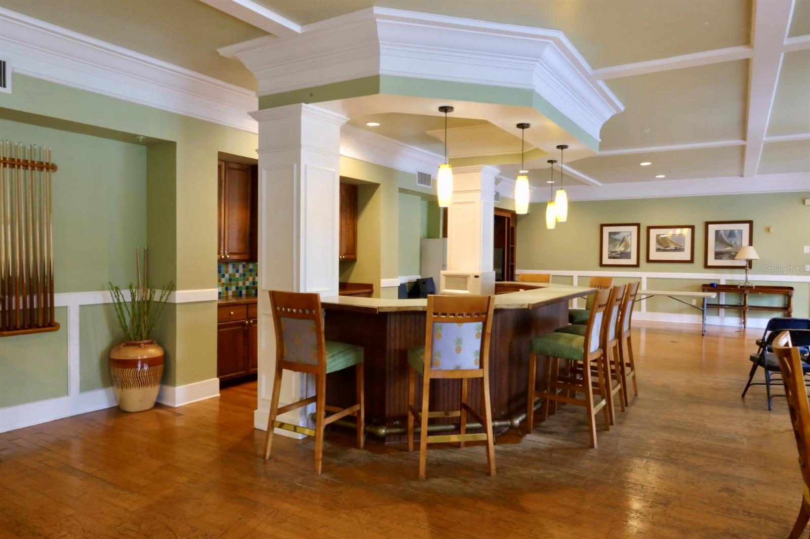 HAMPTONS/METROWEST - Residential Lease