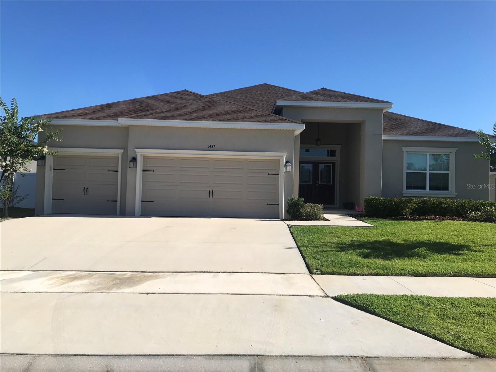 ALMOST NEW 5 BEDROOM 3 BATH PLUS Office/Den/Study with double entry doors! TRIPLE SPLIT PLAN 2827 Living Area and over 3800 under roof, 3 CAR OVERSIZED GARAGE with pull down attic stairs and EXTENDED LANAI with screening. NO CARPET - ALL TILE - GRANITE - STAINLESS APPLIANCES - CEILING FANS........just waiting for the right family to ENJOY! Community is growing with POOL - PLAYGROUND - CABANA are under development within the community. ALL LAWN CARE PROVIDED - NO APPLICATION FEE - WE DO NOT ADVERTISE ON CRAIGSLIST - BEWARE OF SCAMMERS!!!!!
