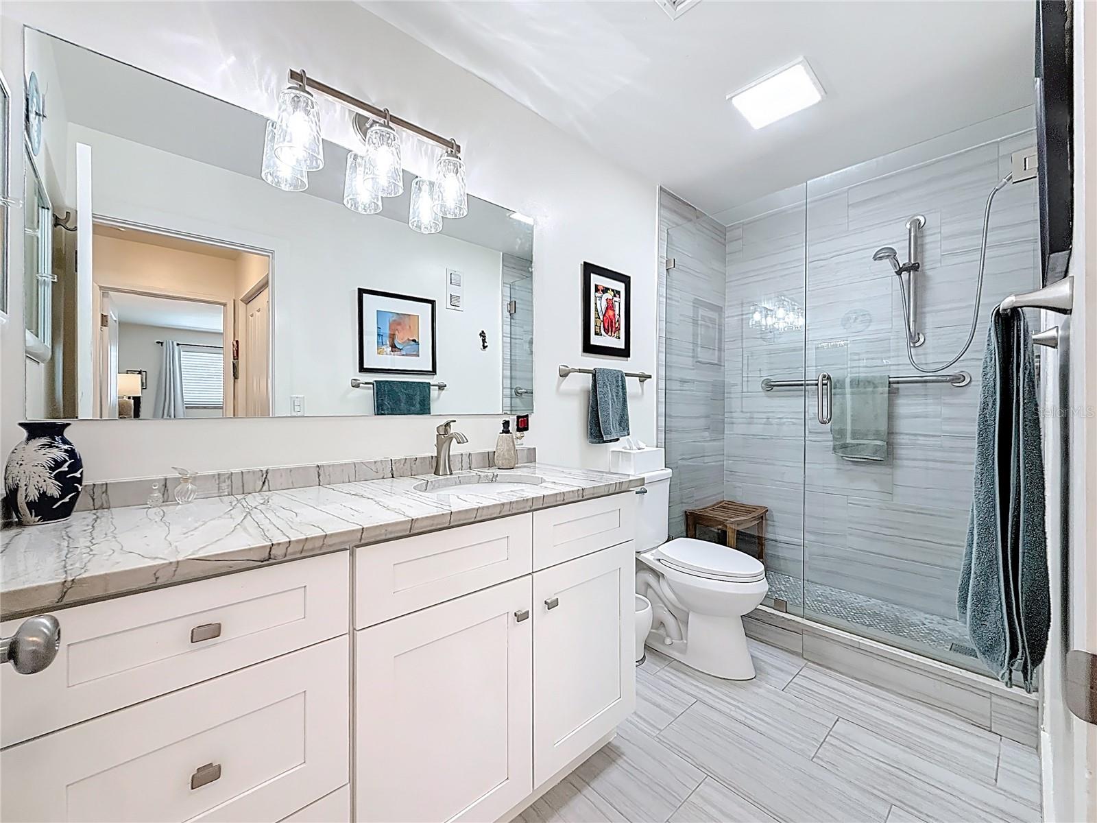 5925 SHORE BOULEVARD S 611