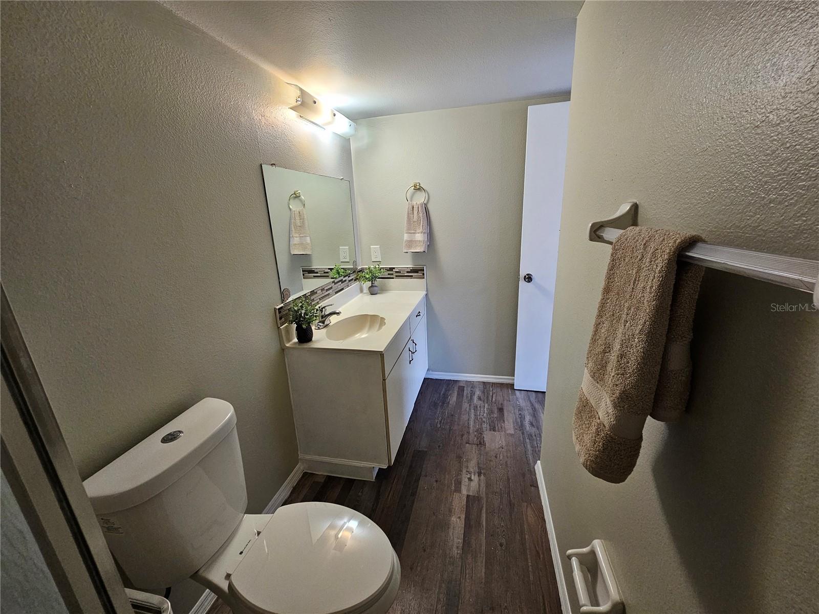 COUNTRY CLUB VLG/SILVER SPGS S - Residential