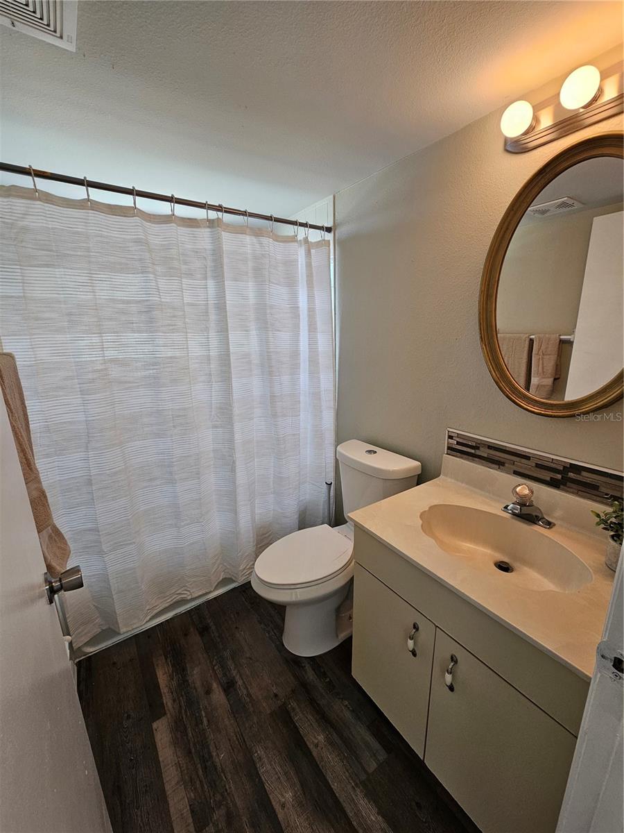 COUNTRY CLUB VLG/SILVER SPGS S - Residential