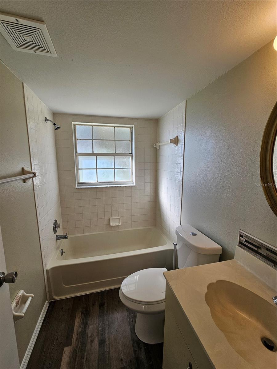 COUNTRY CLUB VLG/SILVER SPGS S - Residential