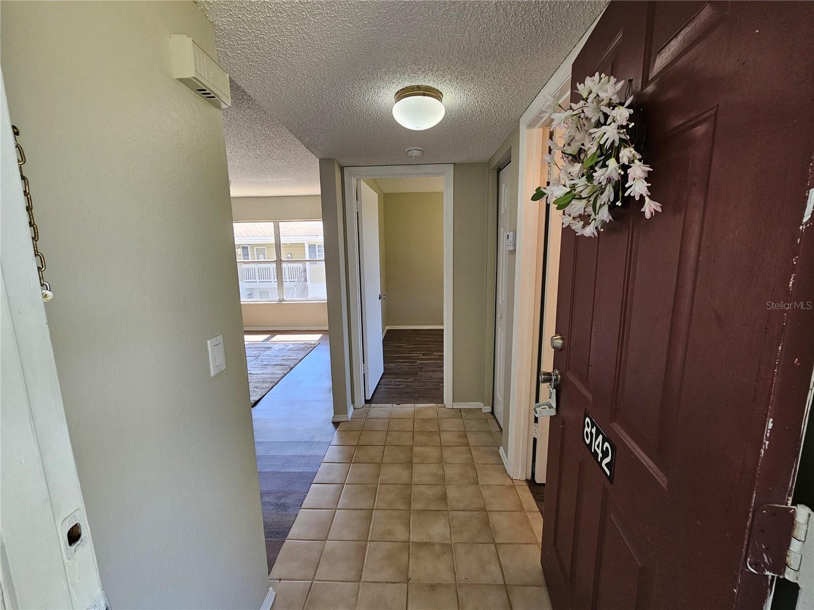 COUNTRY CLUB VLG/SILVER SPGS S - Residential