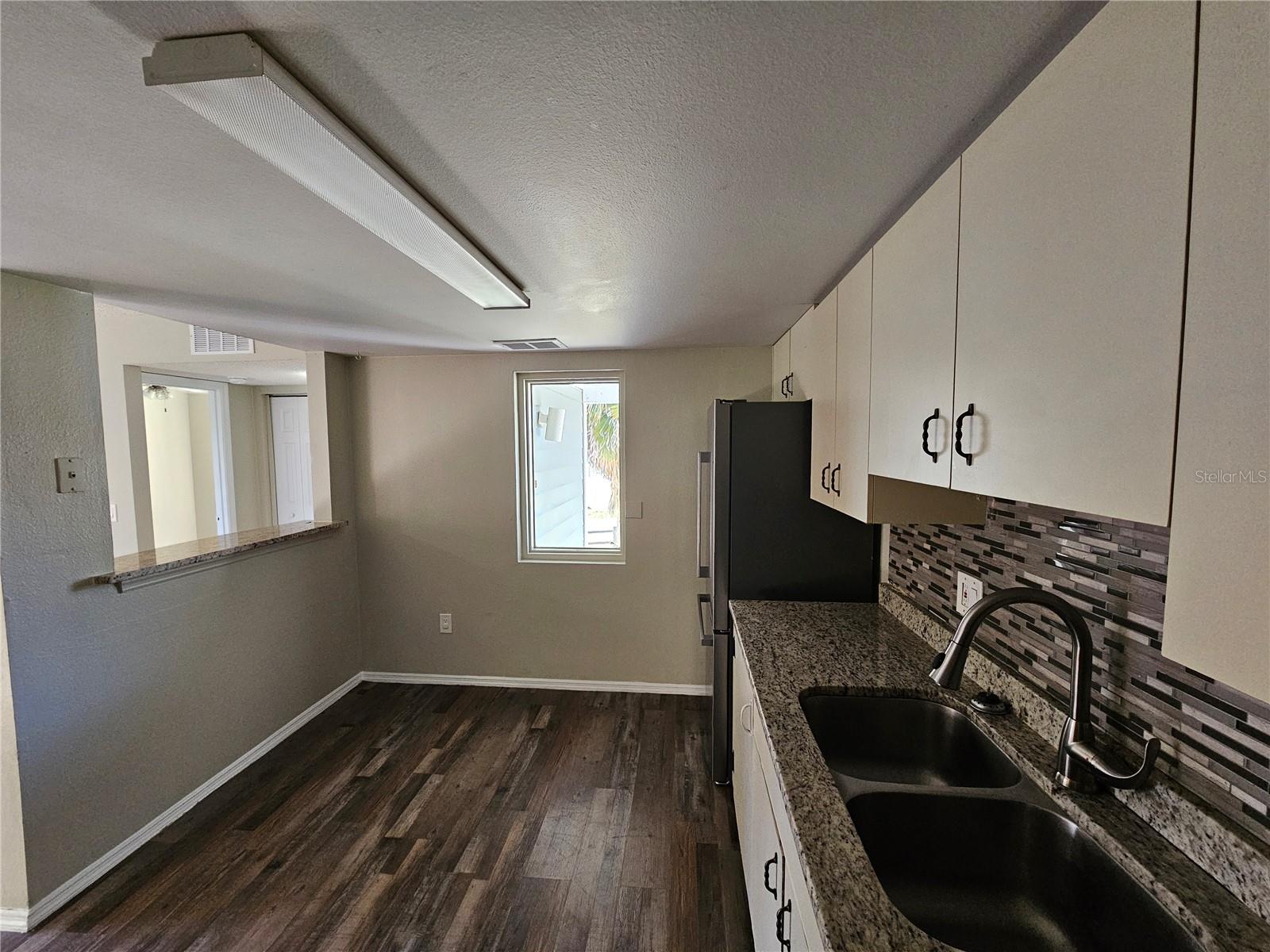 COUNTRY CLUB VLG/SILVER SPGS S - Residential