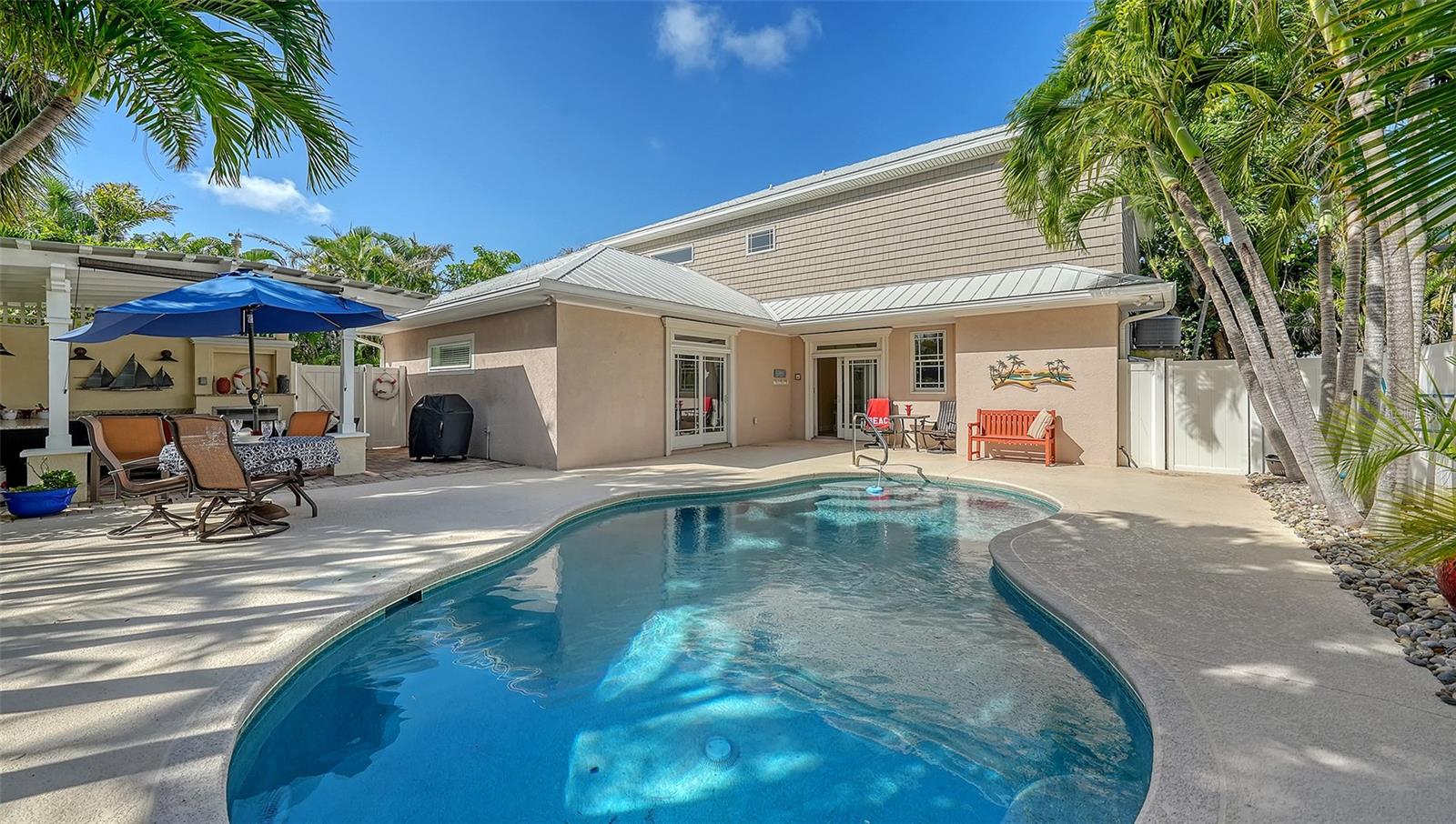 WEST WIND SHORES - Residential