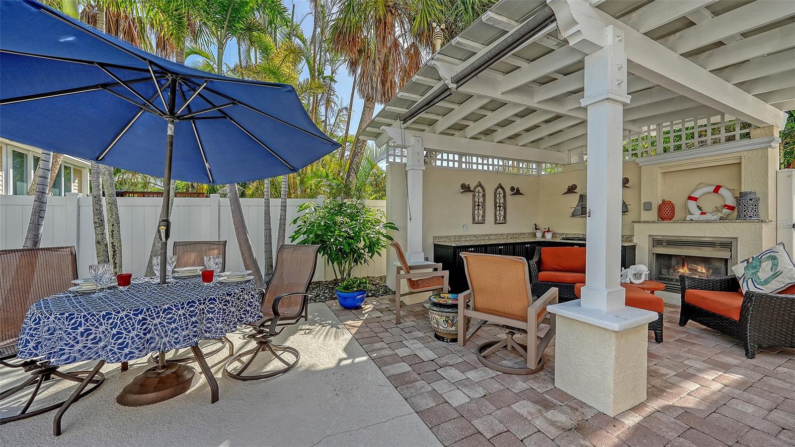 WEST WIND SHORES - Residential