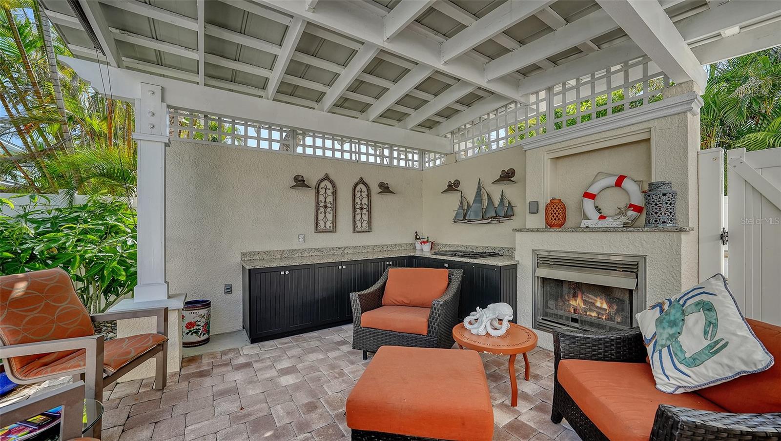 WEST WIND SHORES - Residential