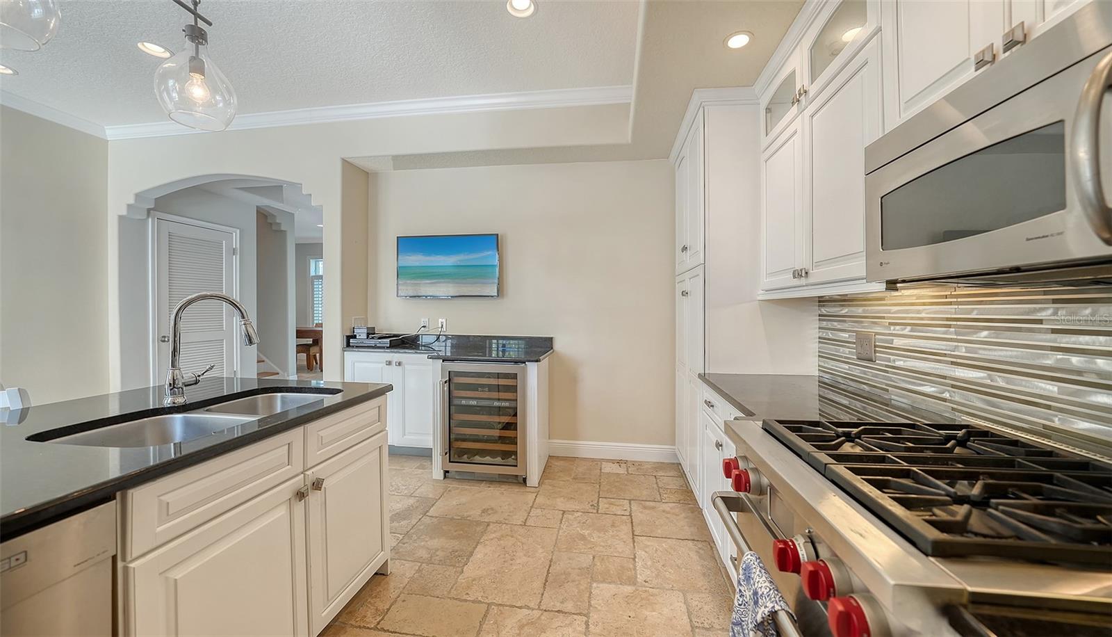 WEST WIND SHORES - Residential