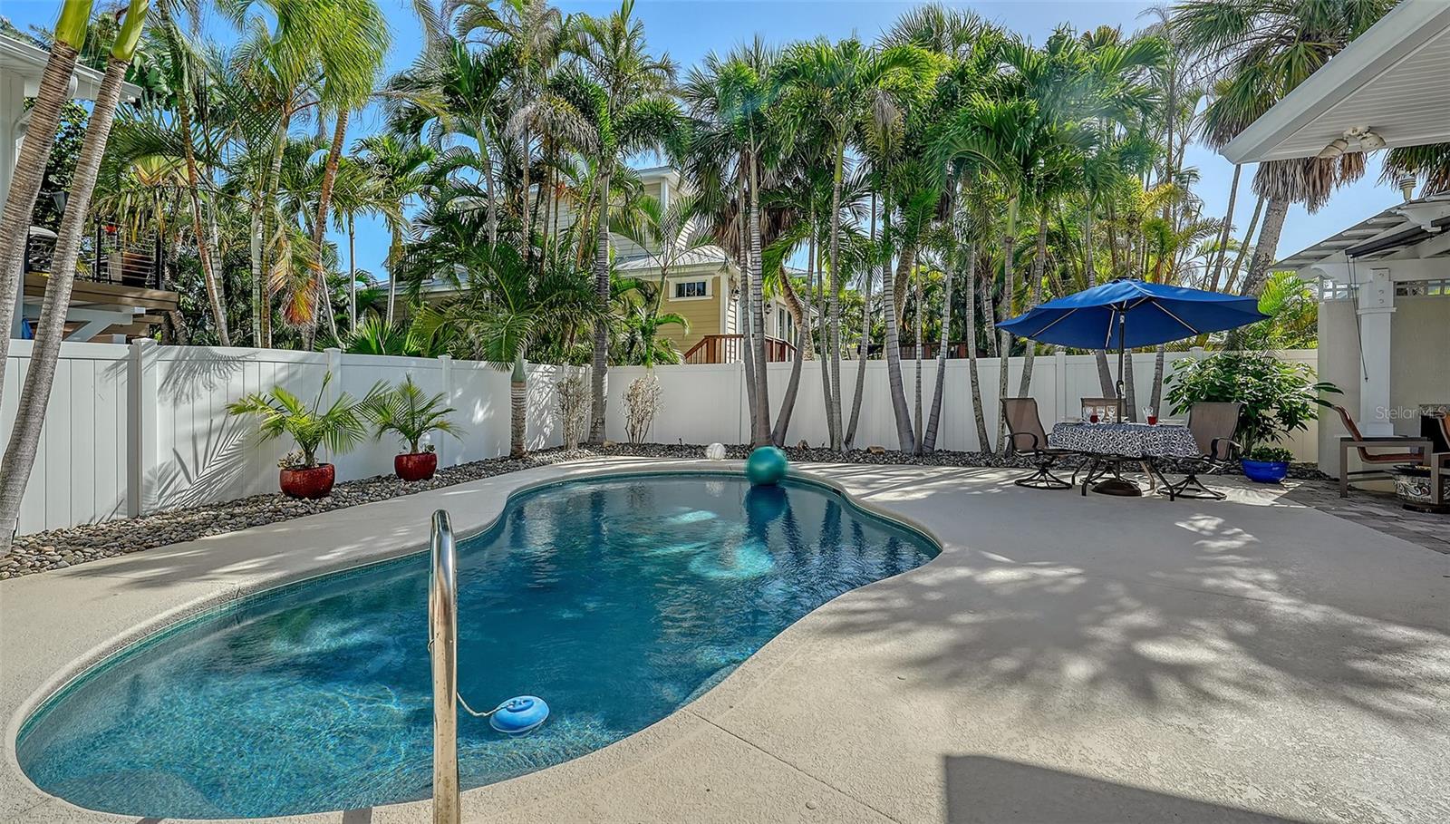 WEST WIND SHORES - Residential