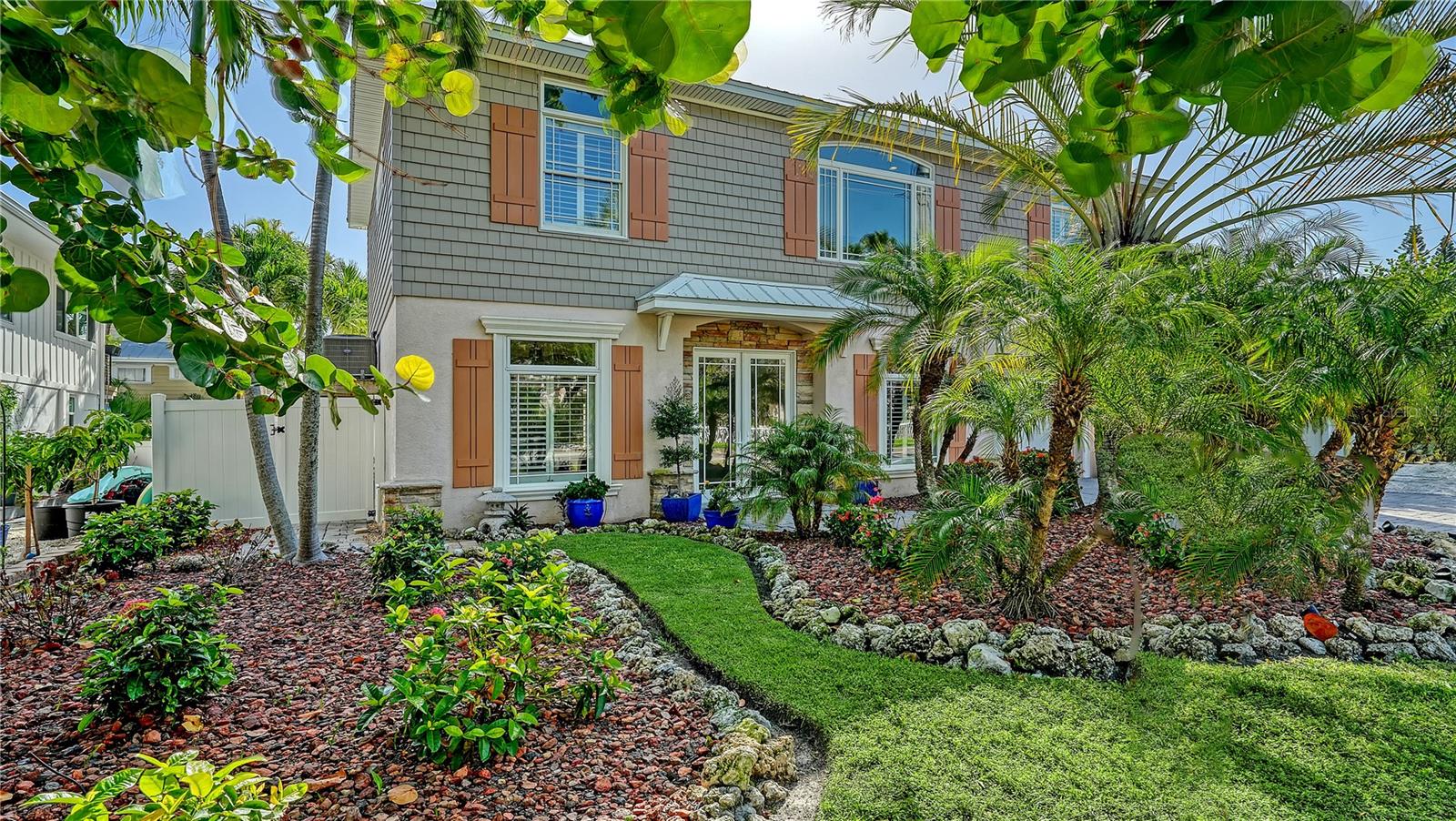 WEST WIND SHORES - Residential