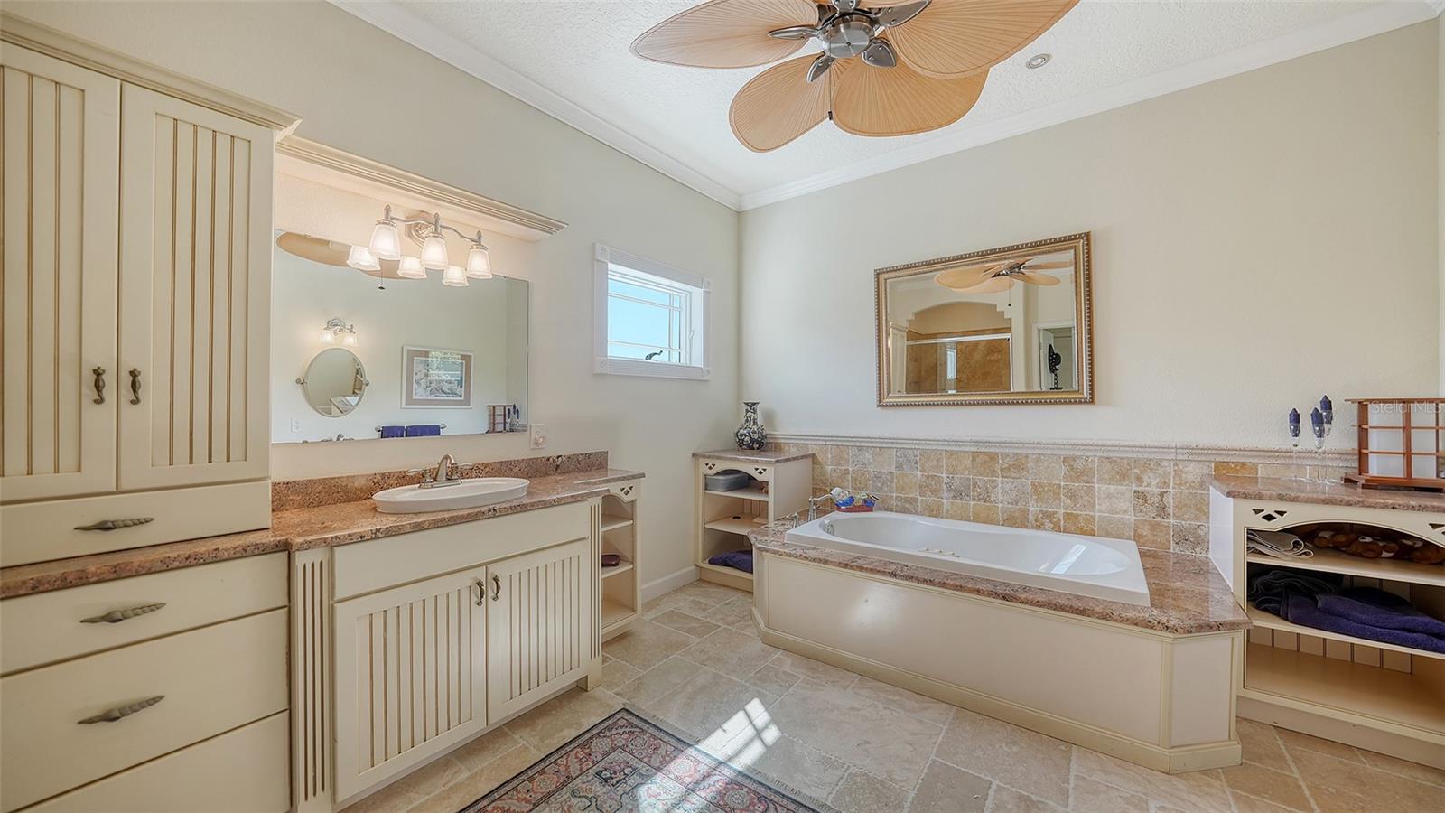 WEST WIND SHORES - Residential