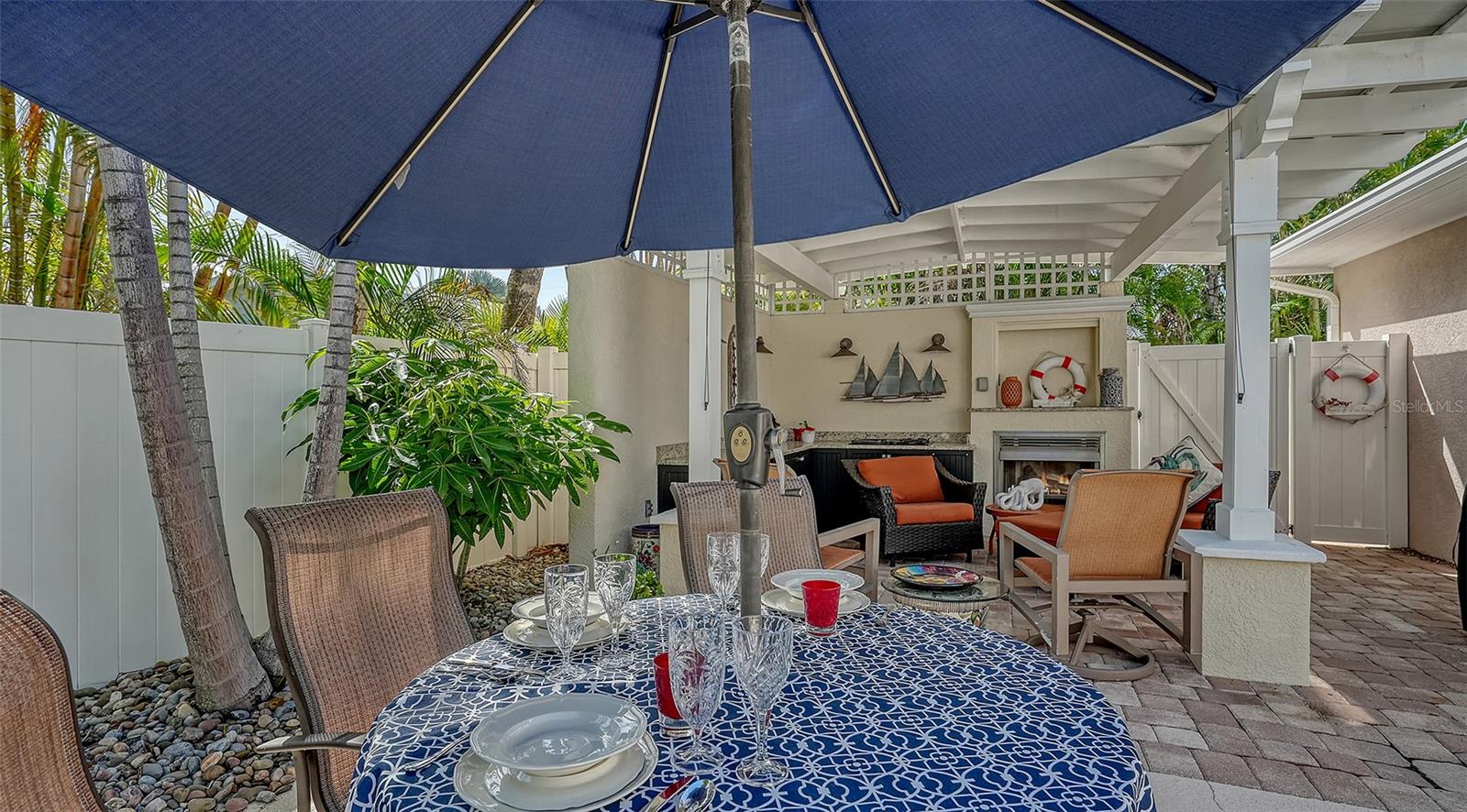 WEST WIND SHORES - Residential