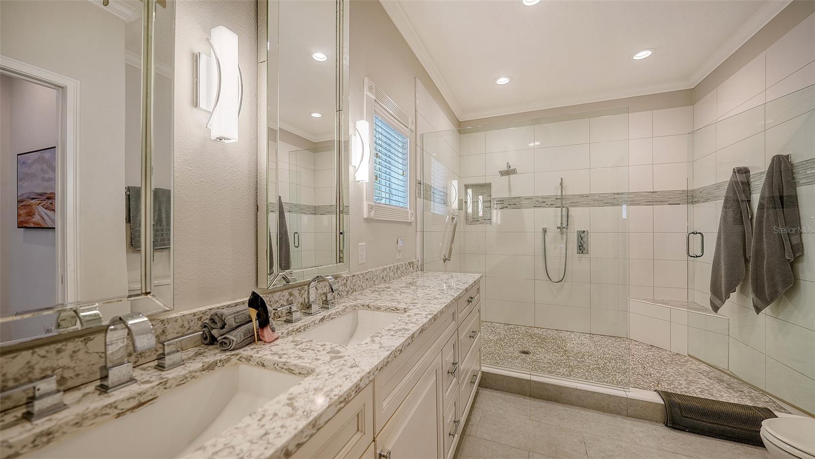 WEST WIND SHORES - Residential