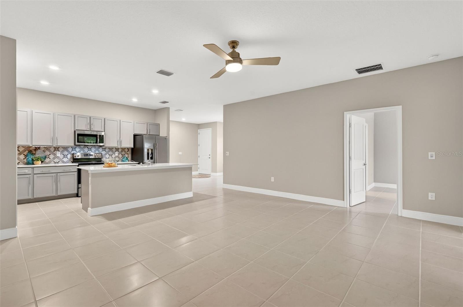 LEESBURG ARLINGTON RIDGE PH 1-C - Residential