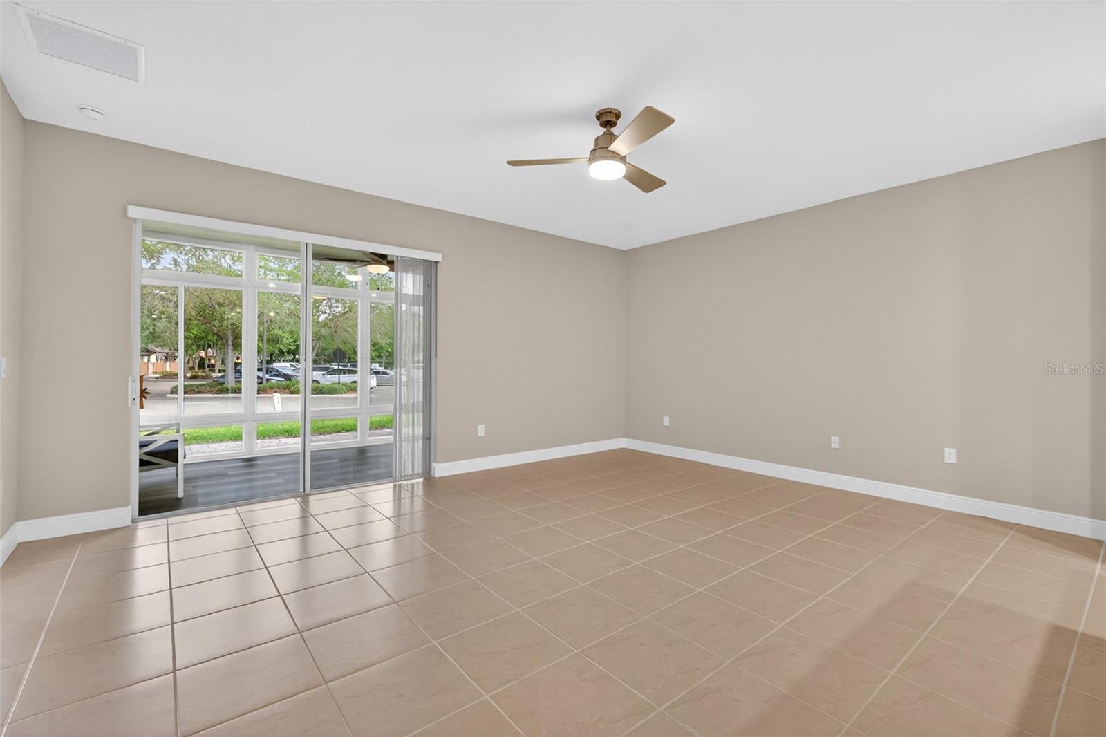 LEESBURG ARLINGTON RIDGE PH 1-C - Residential