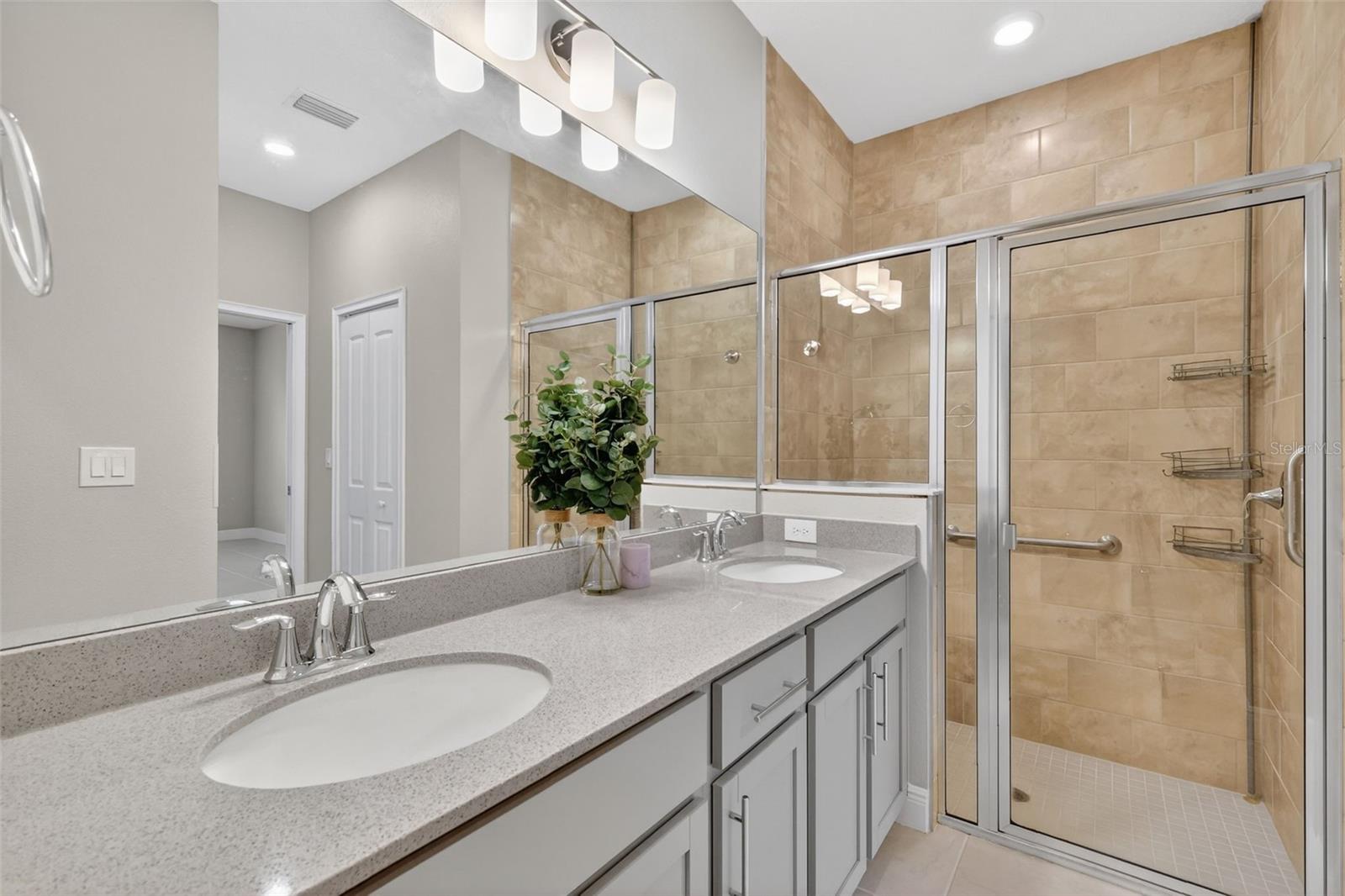 LEESBURG ARLINGTON RIDGE PH 1-C - Residential