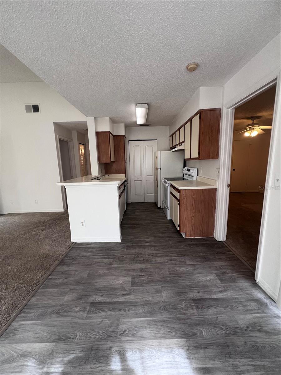 1061 S HIAWASSEE ROAD 1724