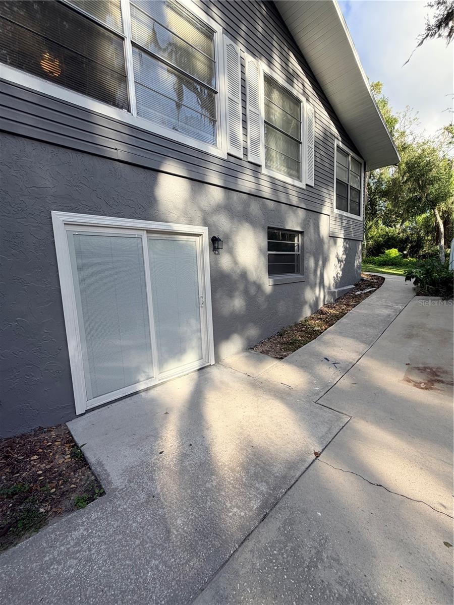 MOUNT DORA - Residential Lease