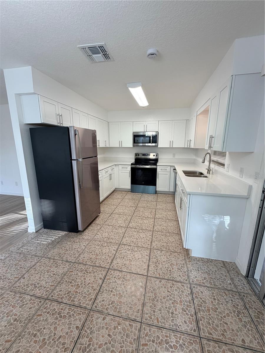 MOUNT DORA - Residential Lease