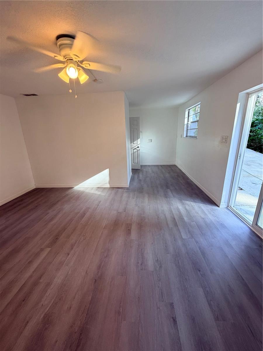 MOUNT DORA - Residential Lease