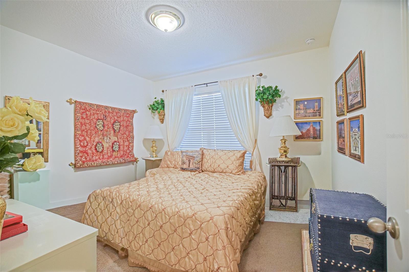 COBBLESTONE NORTH - Residential