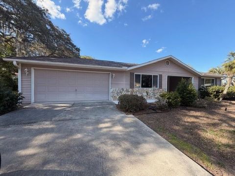 Photo of 10918 SW 82nd Terrace, Ocala, FL 34481 (MLS # OM720013)