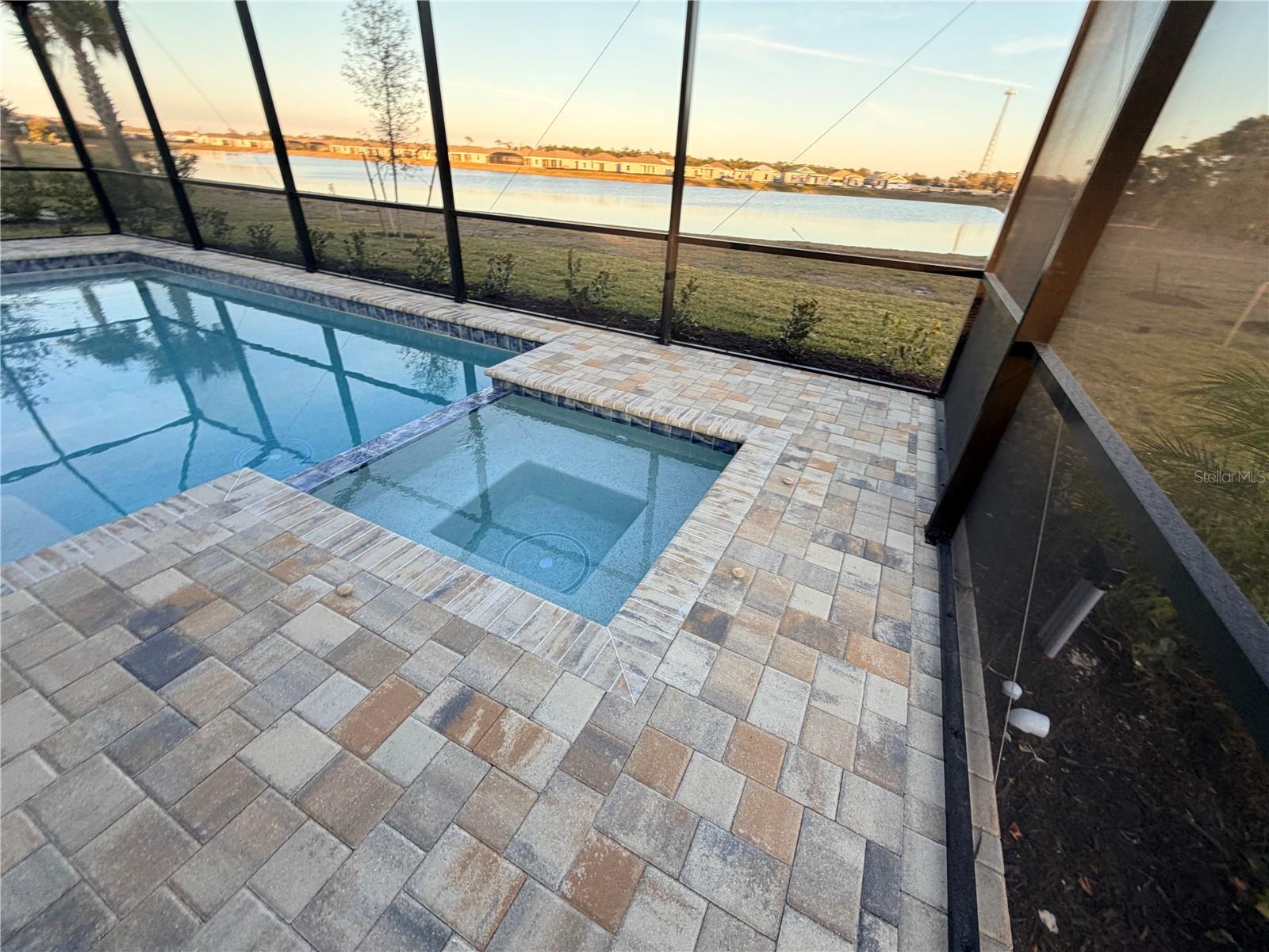 ISLAND LKS/COCO BAY - Residential